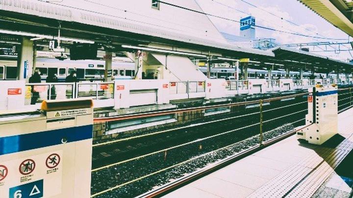 一緒に降りてくれたサラリーマンが...（画像はイメージ）