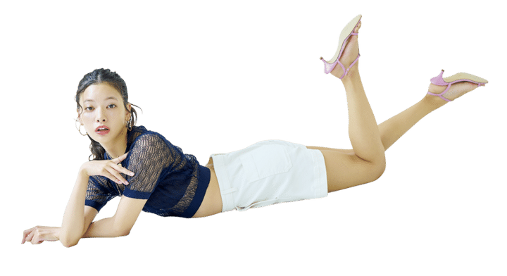 モデル＝織田梨沙