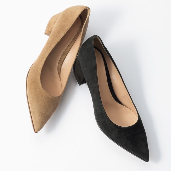 ジャンヴィトロッシのローヒールパンプス