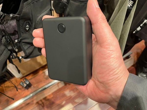 ワークマンから冷暖房服が登場！夏のキャンプに大活躍する神アイテムとは？