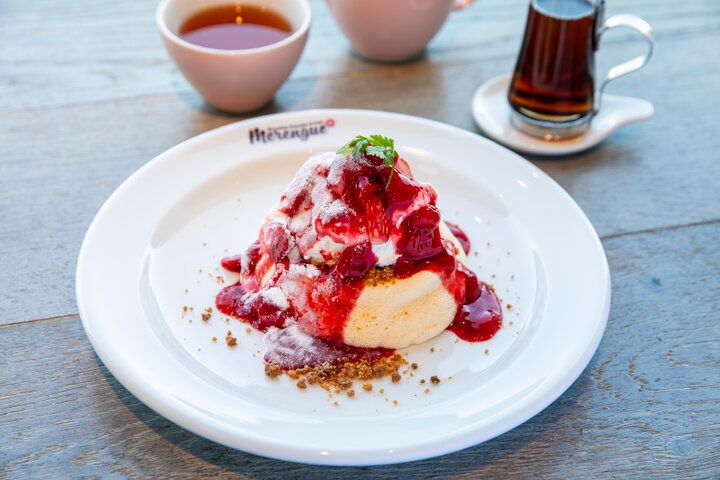 横浜の絶景とハワイ気分が楽しめる♪ふわっふわパンケーキが魅力の「Merengue Makana」