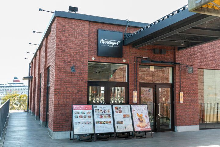 横浜の絶景とハワイ気分が楽しめる♪ふわっふわパンケーキが魅力の「Merengue Makana」