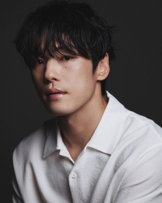 キム・ジョンヒョン