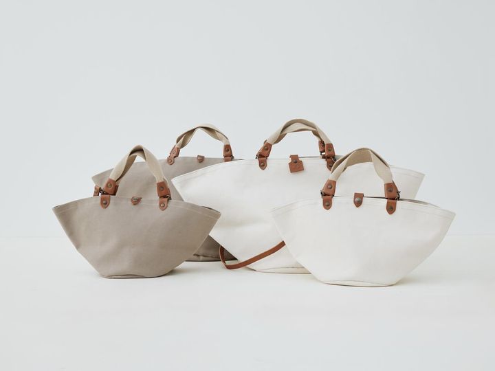 画像: 「Zanzibar XS Bag」[縦21×横26×マチ20cm] 各￥38,500【タンピコ】 出典：ギャルリー ヴィー