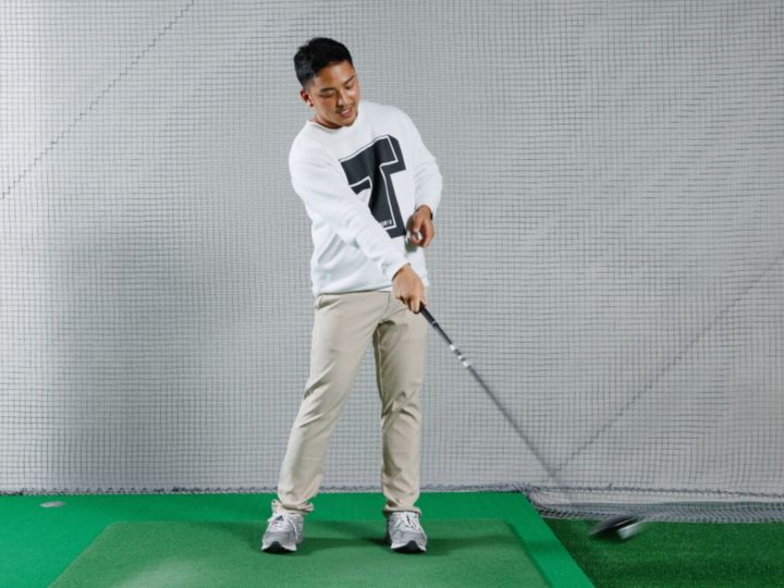 スイングに迷ったらクラブをグルグル回そう！飛距離を伸ばす手首の使い方を解説