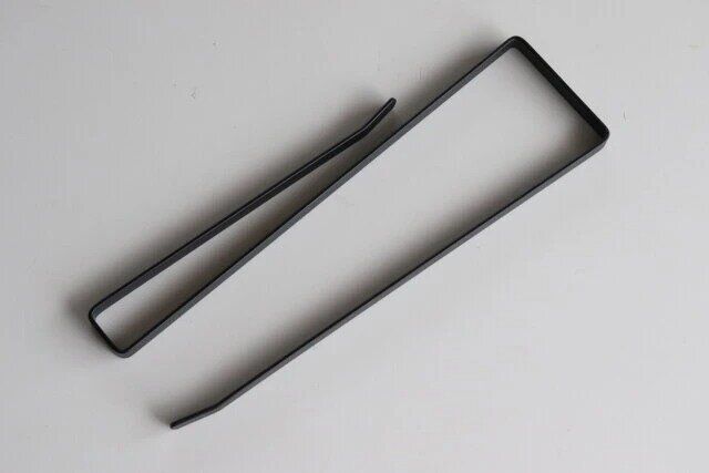 ダイソーの棚下キッチンタオルホルダー1