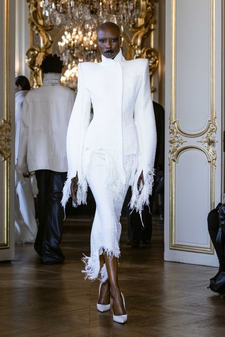 マチエール フェカル 2025-26年秋冬コレクションより。