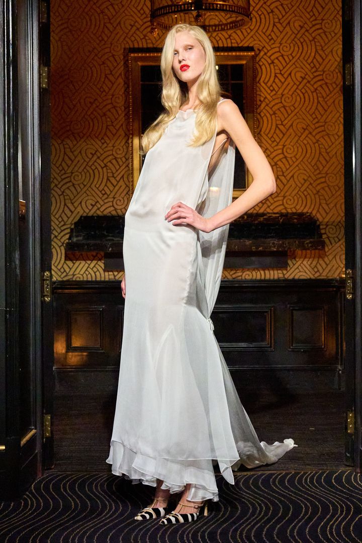 コナー アイブス 2025-26年秋冬コレクションより。