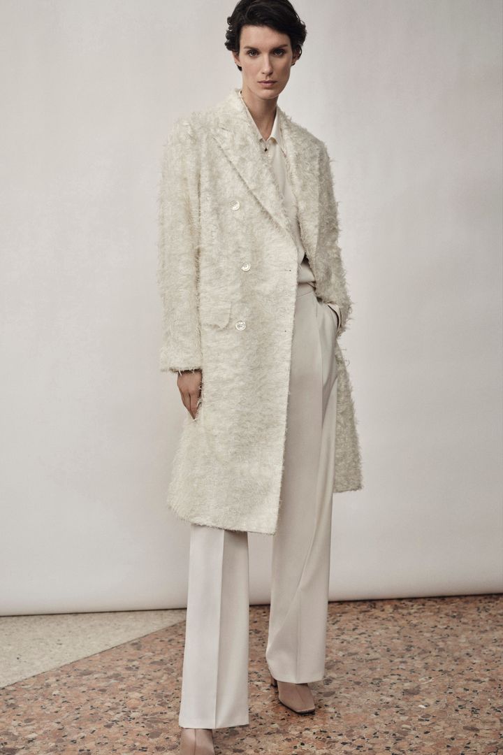 ブリオーニ 2025-26年秋冬コレクションより。