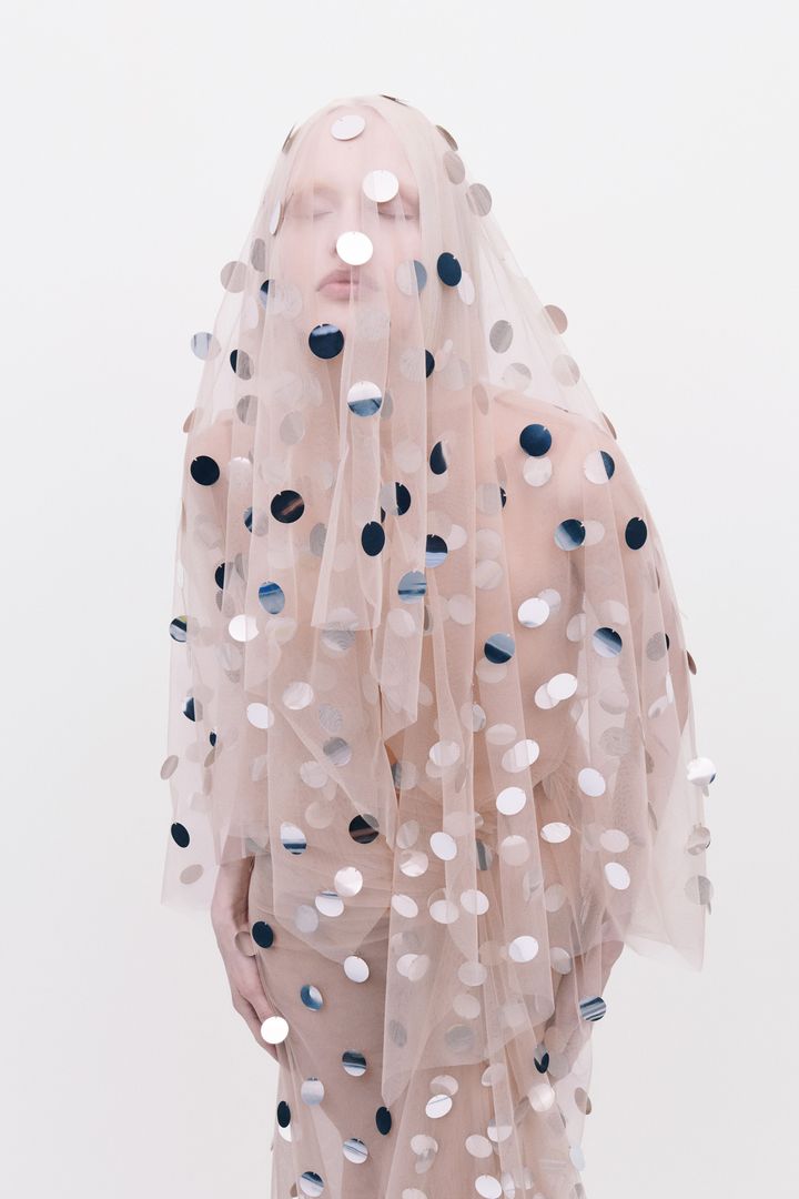 デヴィッド・コーマ 2025-26年秋冬コレクションより。