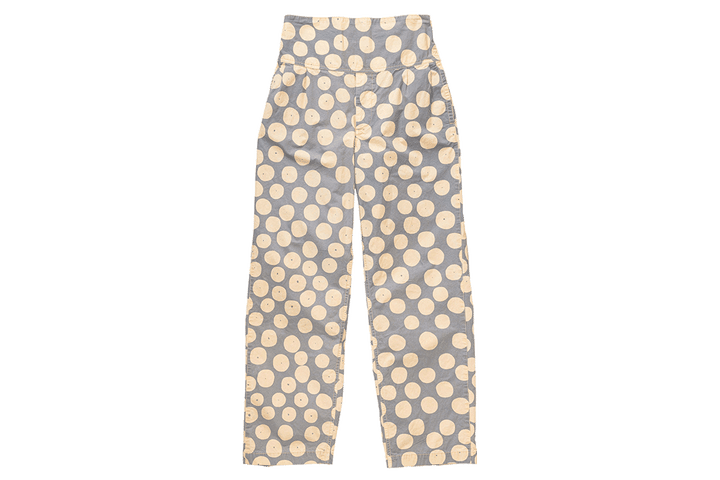 〈オファリング〉のハイウエストパンツ