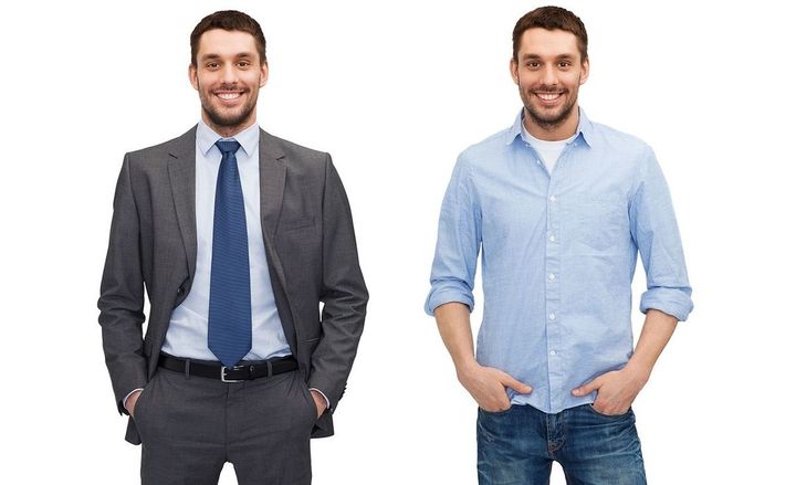 ビジネスとカジュアルな服のコンセプト