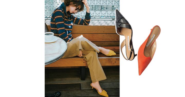 ラガーシャツとチノパンツの足元にマノロブラニクのミュールを合わせたコーデとペリーコのパンプス2足