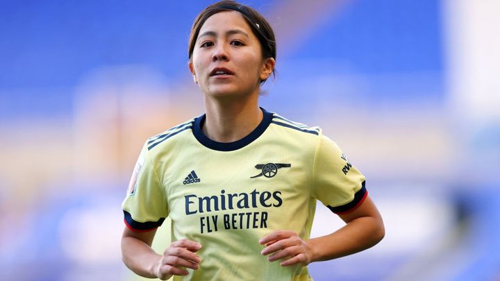 元なでしこジャパン岩渕真奈さんの衣装姿にファン歓喜「素敵すぎ」「ワンピース姿可愛い」