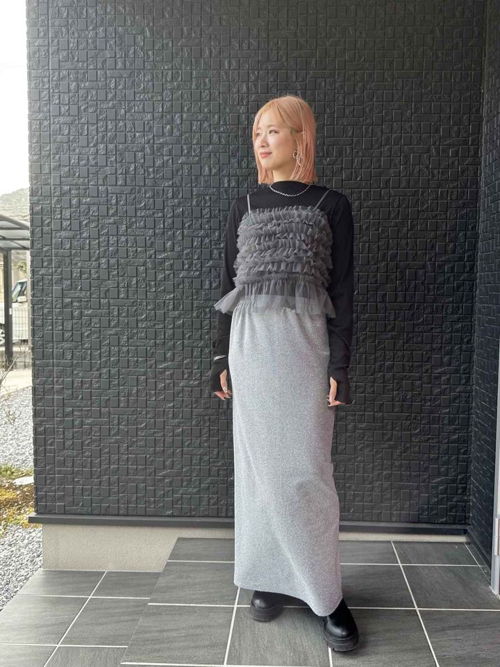 画像: ナロースカートコーデ