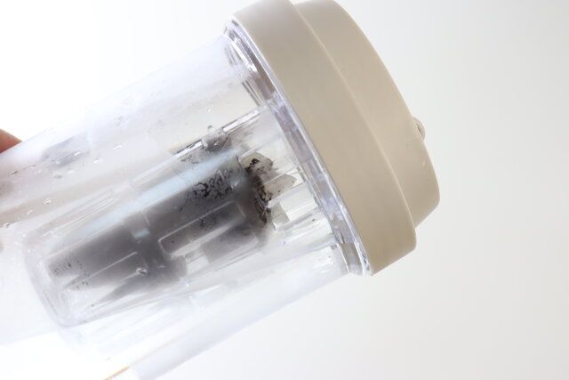 ダイソー ドリンクボトル（ストロー付） こぼれない