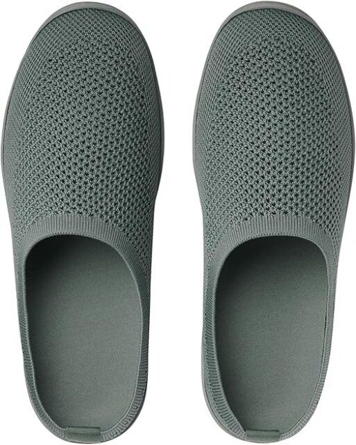 無印良品 再生ポリエステル使い履き心地の良いスリッパ