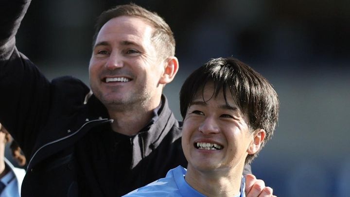 日本代表に呼ばれなくなった28歳レフティ、世界最高峰リーグ昇格プレーオフ進出！世界的スター監督も褒める