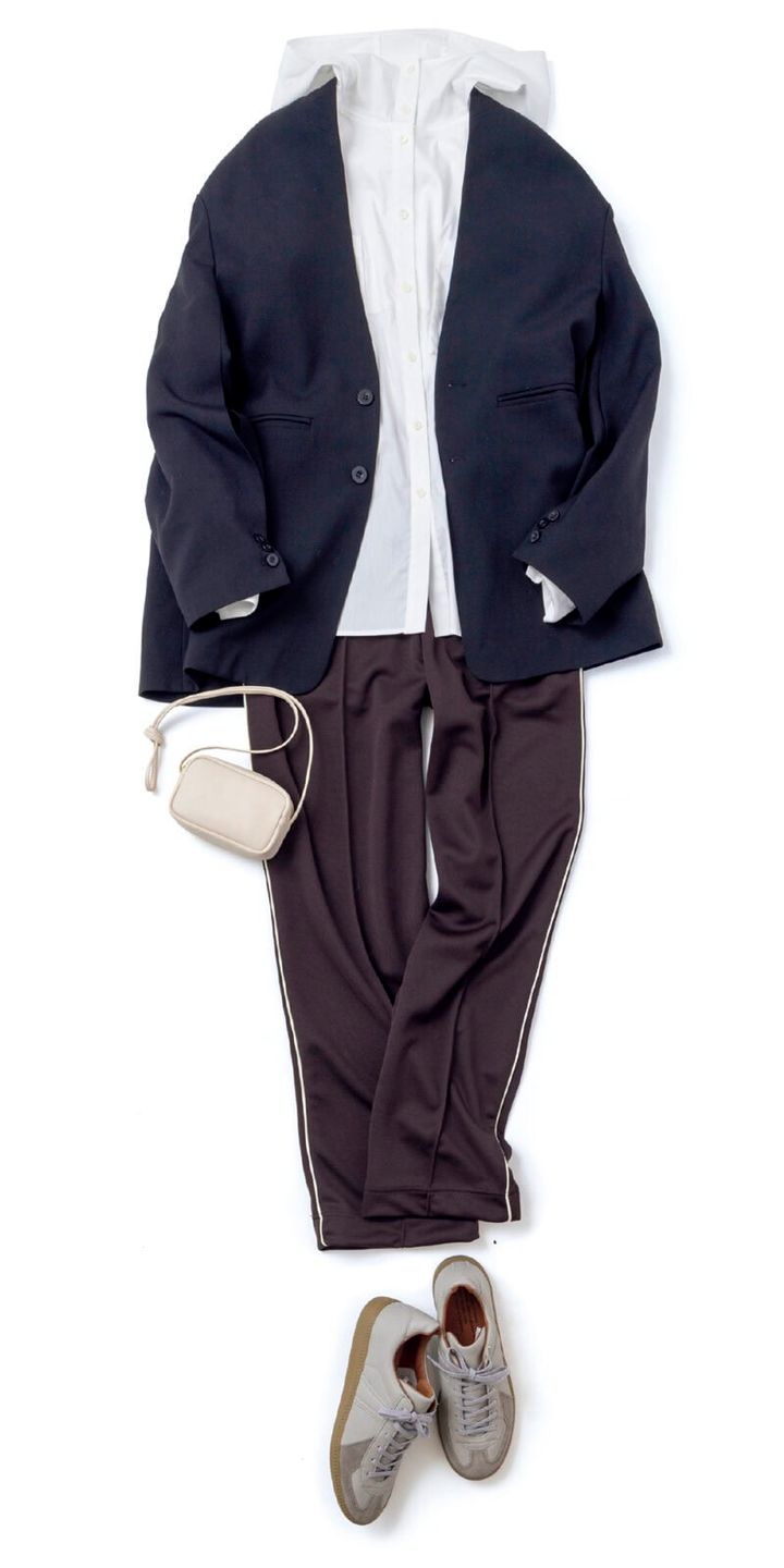 トラックパンツ