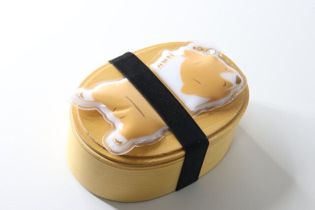 セリア ランチベルト用保冷剤 コーギー柄 使用例