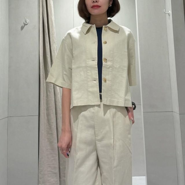 婦人 ヘンプ混 ツイル 半袖シャツを着たコーデ