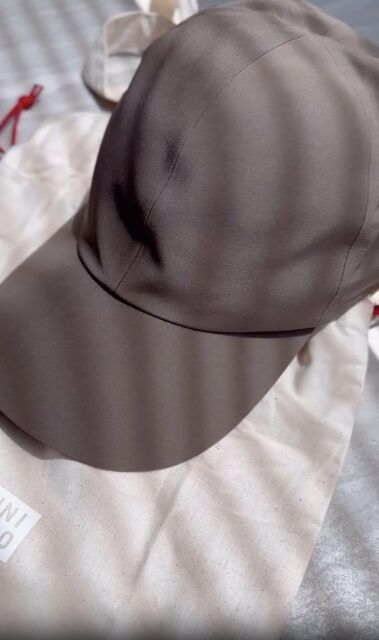 ブラウンのUVカットキャップ/2WAYストレッチ