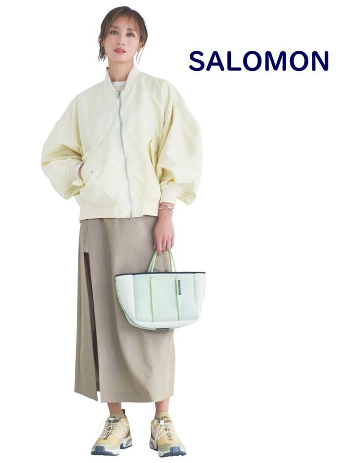 SALOMONのスニーカーのコーデ