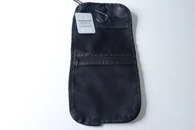 セリアのつり下げポーチ
