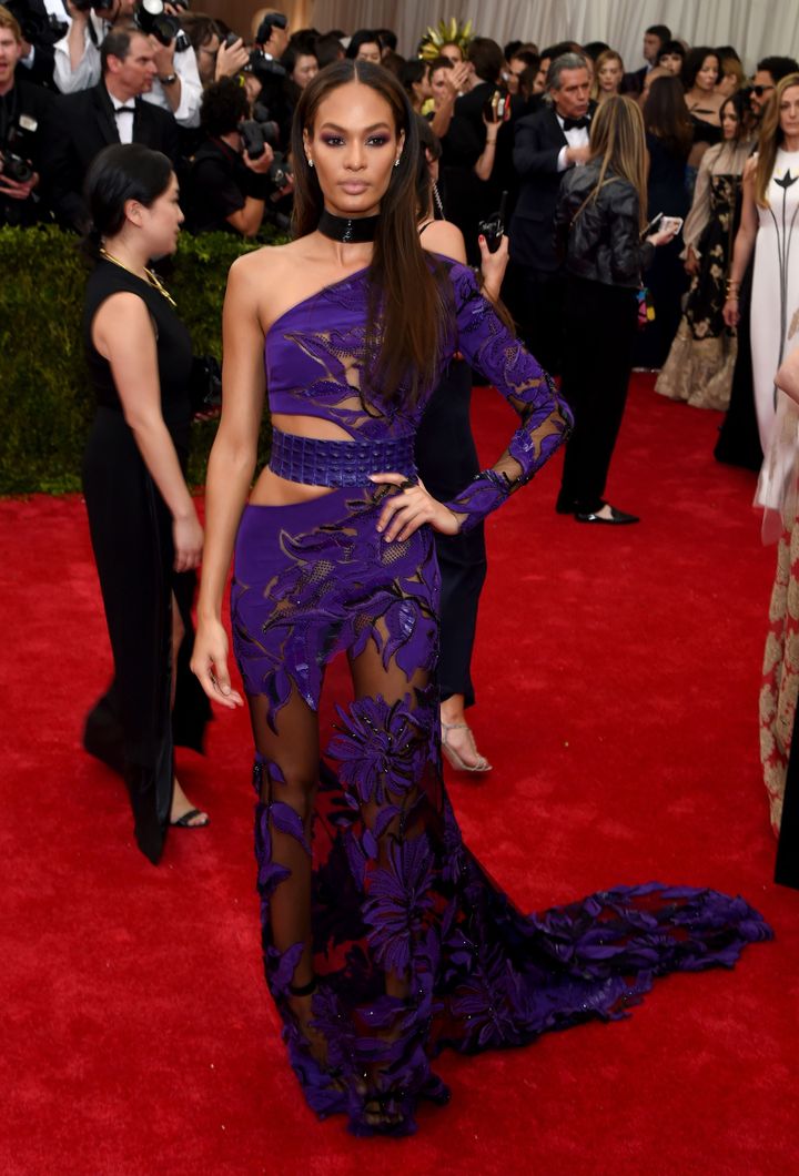 2015年『China: Through the Looking Glass（鏡越しに見る中国）』<br /> ルック／ロベルト カヴァリ