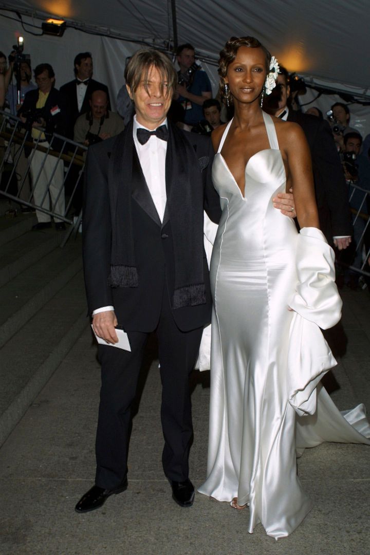 2003年『Goddess: The Classical Mode（女神：クラシカル・モード）』<br /> ルック／ダナ キャラン