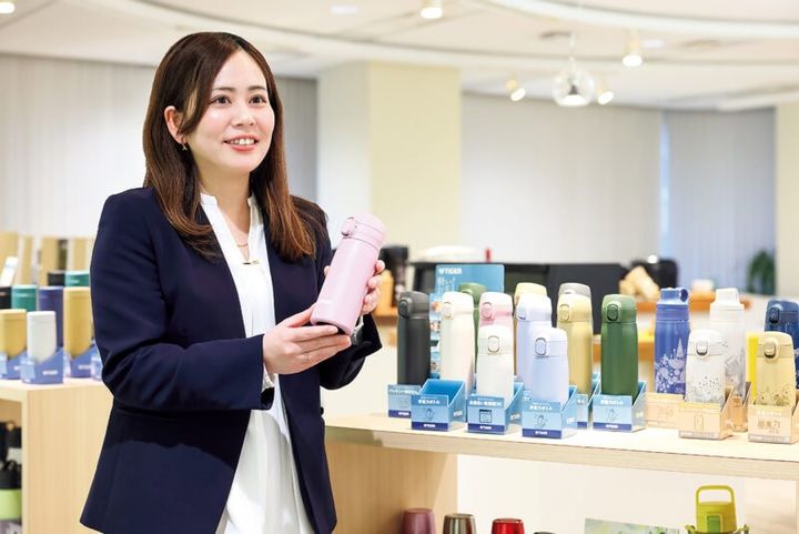 お仕事中の林優紀さん