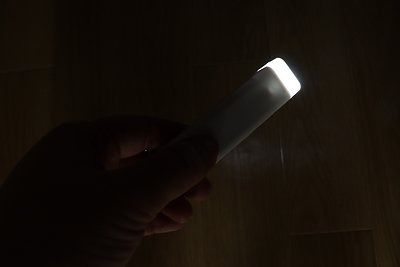 ダイソーのLEDライト付き防犯ブザー