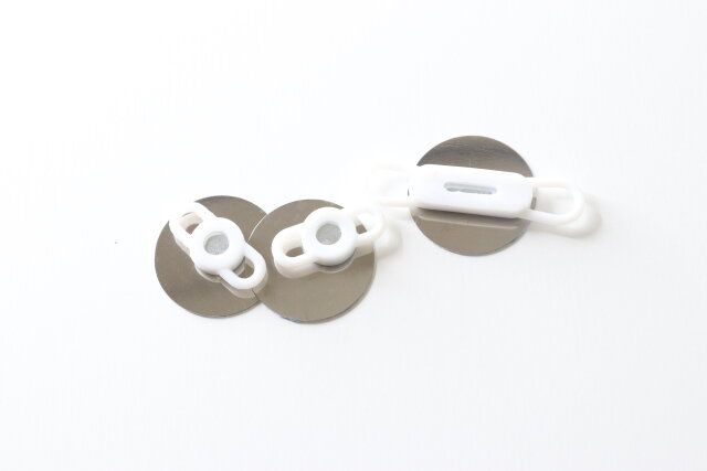 マグネット補助板付きホルダー 歯ブラシ用 シェーバー用