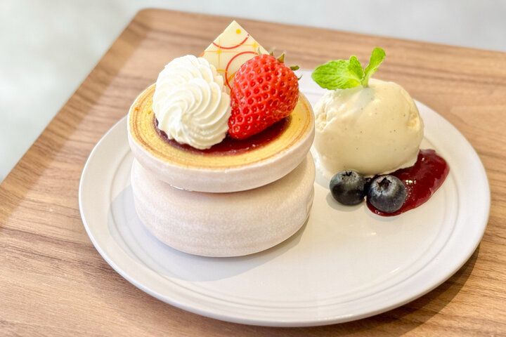 カフェスペースが誕生♪リニューアルオープンした「ヴィヨン 桜新町本店」でバウムクーヘンを食べ比べ