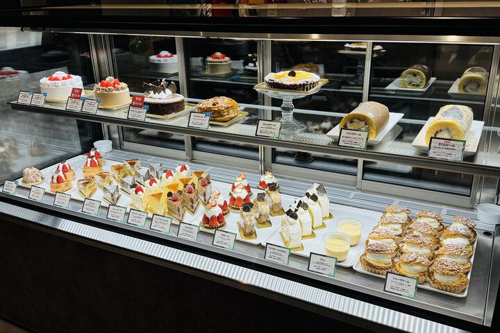 カフェスペースが誕生♪リニューアルオープンした「ヴィヨン 桜新町本店」でバウムクーヘンを食べ比べ