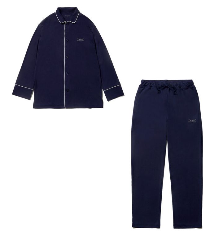 SIXPAD Recovery Wear Sleep （パジャマ）上下セット￥26,400 ／ MTG