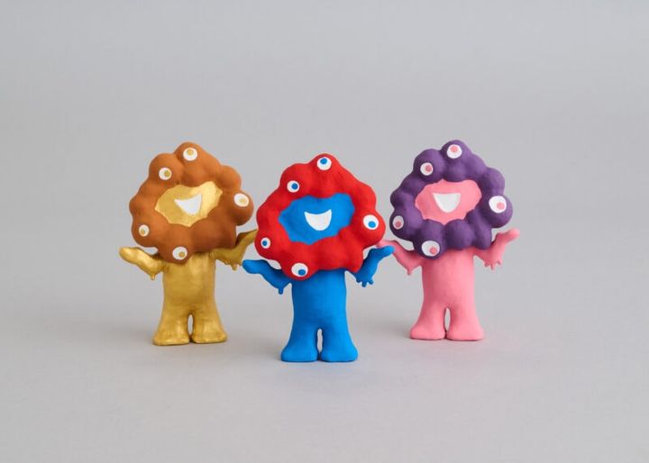 ミャクミャク張子