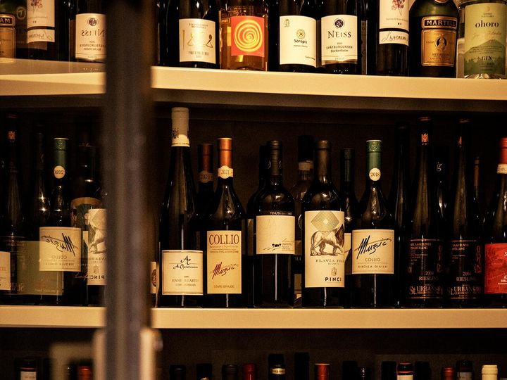 牛込神楽坂『TROMBA』のワインセラー