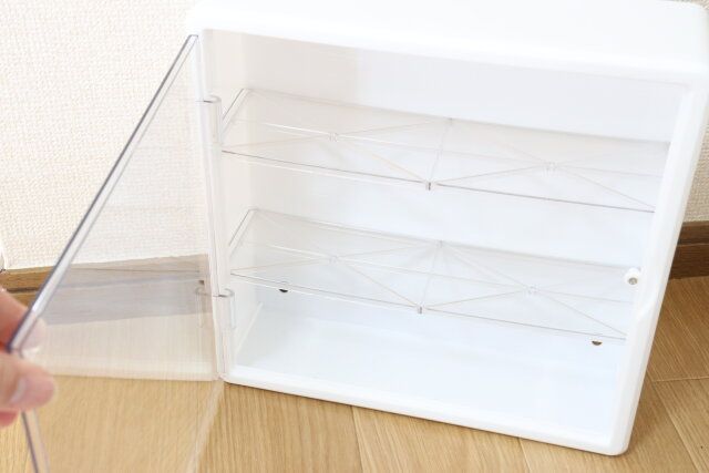 壁にもつけられるコレクションボックス（30cm×30cm×9cm） 扉