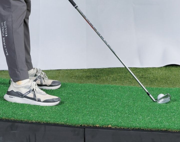 アイアンとバンカーの苦手を克服！3人のプロがコツを解説