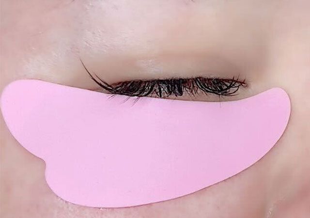 ダイソーのシリコンアイパッチ3