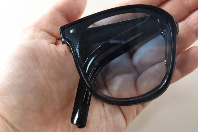 ファッショングラス折りたたみ 手のひらサイズ