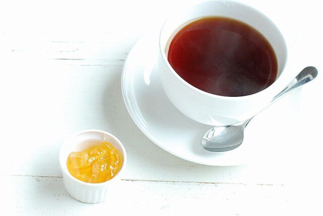 マーマレードジャムと紅茶