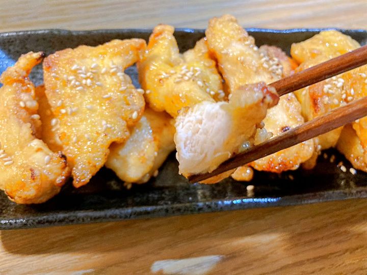 甘辛チキンスティックの断面