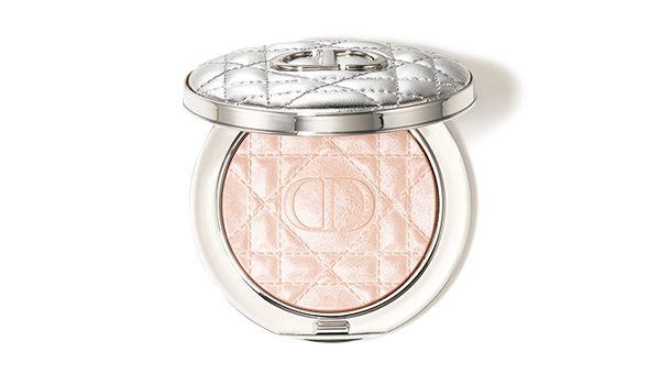 ディオール ディオールスキン フォーエヴァー グロウ ルミナイザー