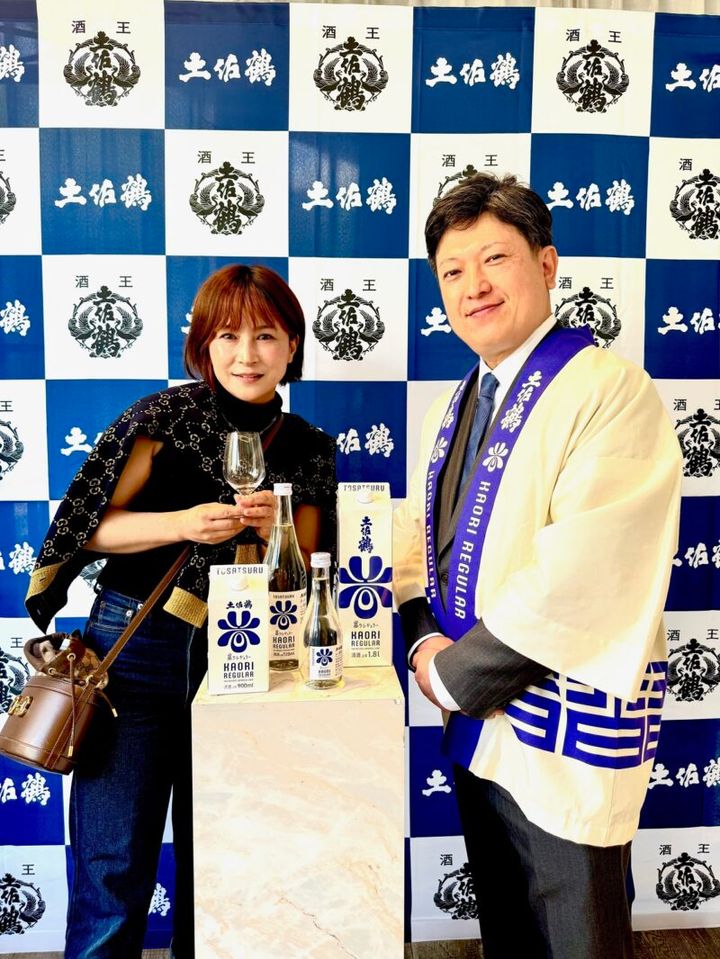 土佐鶴酒造のワイングラスで飲む日本酒