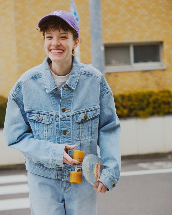 春夏のデニムオンデニムは薄色で軽やかに！【FUDGE dig.｜デニムオンデニム着まわしDAY1】