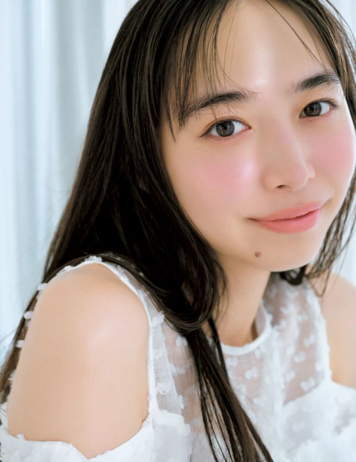 スナイデル ビューティ アイデザイナー 10を使ったメイク