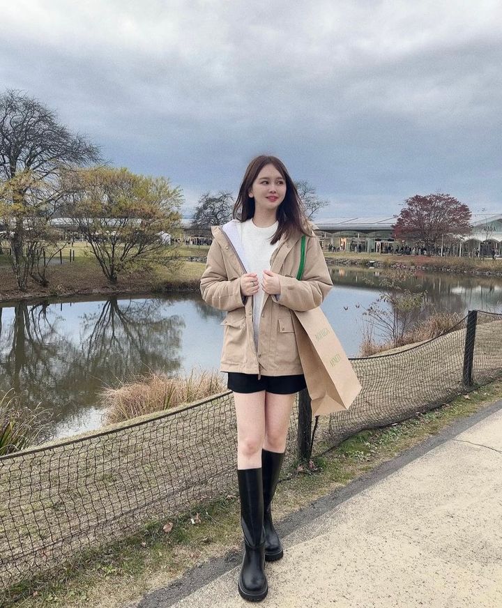 ロングブーツ主役コーデ