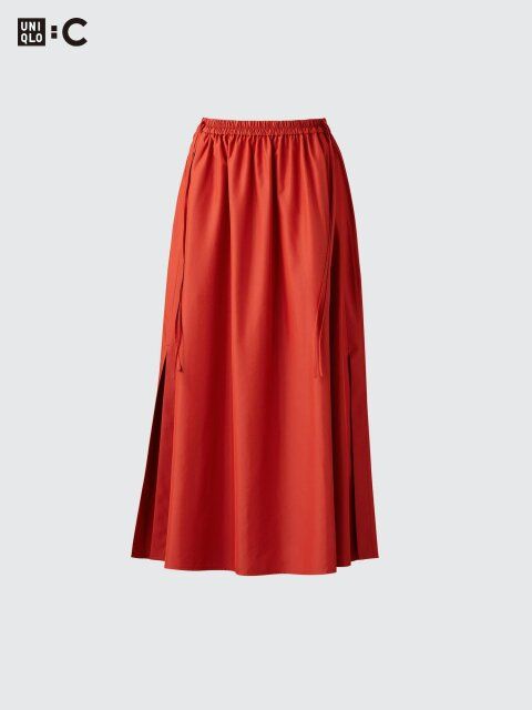 ユニクロのギャザーロングスリットスカート